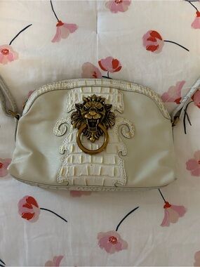 Sharif Ivory Crossbody Bag with Gold Lion Ring